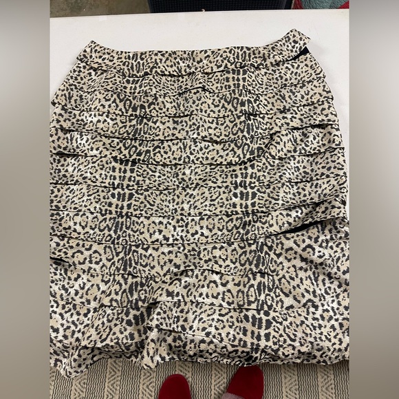 Carlisle Leopard Print Women's Skirt - Picture 6 of 8